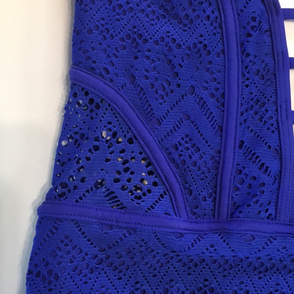 Bathing suit - Picture 5 of 16